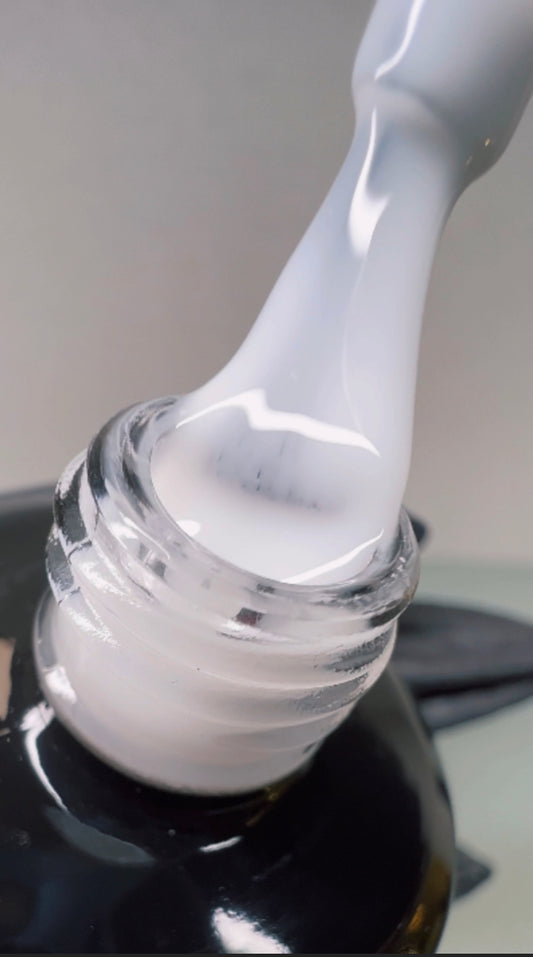 UltraGloss MilkyWhite